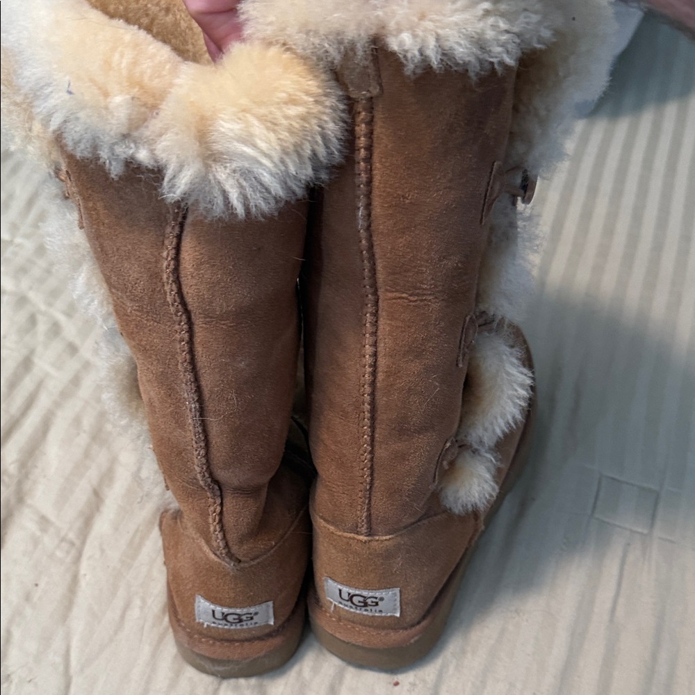 UGG Chestnut Shearling Button Boots - Picture 4 of 7